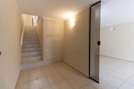 Casa à venda com 200m², 3 quartos e 2 vagasCorredor