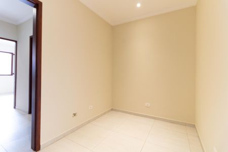 Casa à venda com 200m², 3 quartos e 2 vagasSuíte