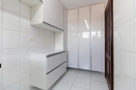 Casa à venda com 200m², 3 quartos e 2 vagasCozinha 