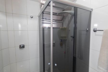 Apartamento à venda com 98m², 3 quartos e 1 vaga Apartamento à venda com 98m², 3 quartos e 1 vagaBanheiro