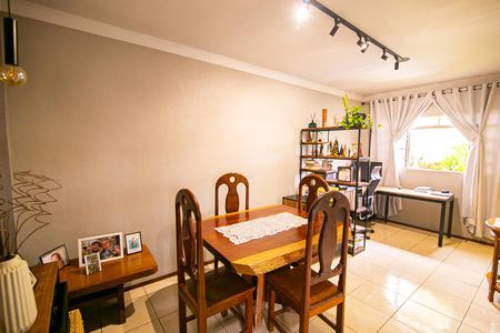 Casa de condomínio para alugar com 60m², 1 quarto e 2 vagasSala de jantar