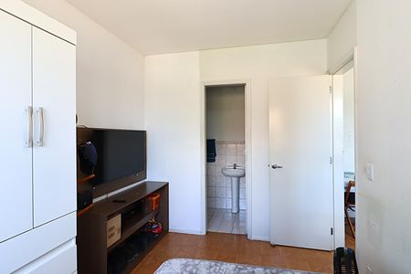Quarto  de apartamento à venda com 1 quarto, 38m² em Farrapos, Porto Alegre