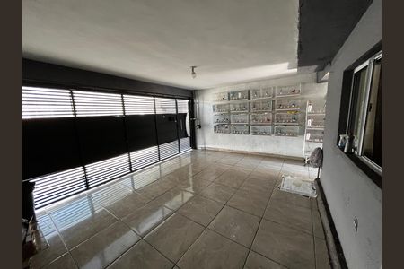 Casa à venda com 130m², 4 quartos e 2 vagasGaragem