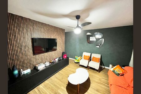Casa à venda com 130m², 4 quartos e 2 vagasSala