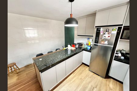 Casa à venda com 130m², 4 quartos e 2 vagasCozinha