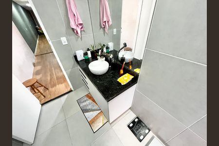 Casa à venda com 130m², 4 quartos e 2 vagasBanheiro
