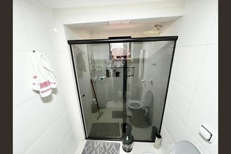 Casa à venda com 130m², 4 quartos e 2 vagasBanheiro 2