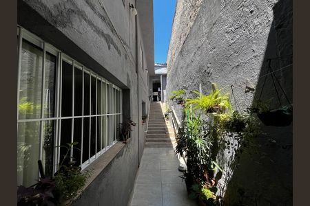 Casa à venda com 130m², 4 quartos e 2 vagasCorredor