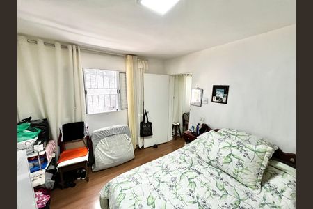 Casa à venda com 130m², 4 quartos e 2 vagasQuarto 4
