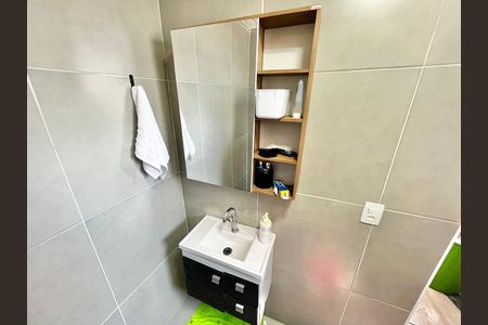 Casa à venda com 130m², 4 quartos e 2 vagasQuarto de Serviço Banheiro