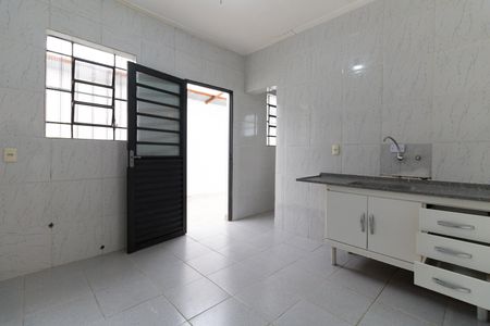 Cozinha  de casa à venda com 2 quartos, 160m² em Vila Nair, São Paulo