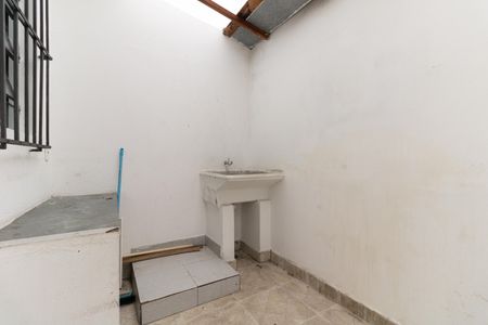 Lavanderia  de casa à venda com 2 quartos, 160m² em Vila Nair, São Paulo