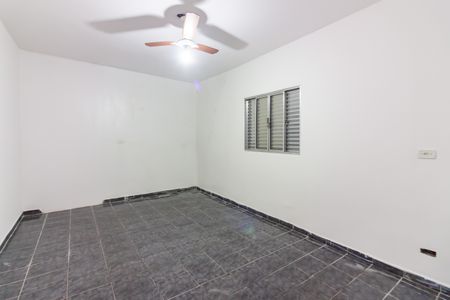 Casa à venda com 250m², 3 quartos e 2 vagas Casa à venda com 250m², 3 quartos e 2 vagasQuarto 2