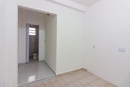 Casa à venda com 250m², 3 quartos e 2 vagas Casa à venda com 250m², 3 quartos e 2 vagasÁrea de Serviço