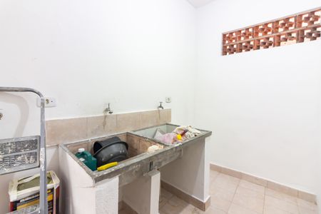 Casa à venda com 250m², 3 quartos e 2 vagas Casa à venda com 250m², 3 quartos e 2 vagasÁrea de Serviço