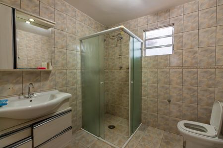 Casa à venda com 250m², 3 quartos e 2 vagas Casa à venda com 250m², 3 quartos e 2 vagasBanheiro