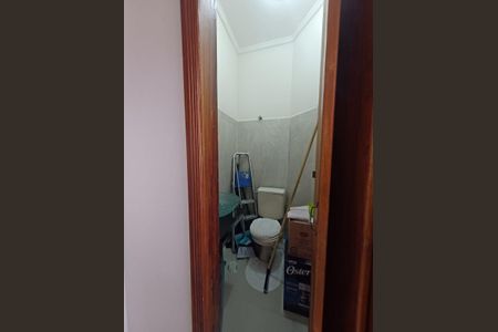 Banheiro de casa para alugar com 4 quartos, 400m² em Jardim Rosana, Guarulhos