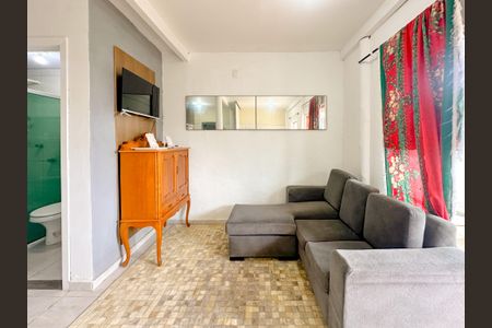 Sala de TV de apartamento para alugar com 2 quartos, 68m² em Ingleses do Rio Vermelho, Florianópolis