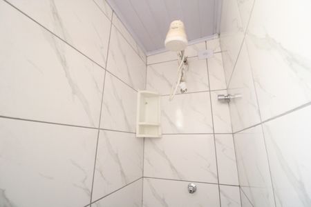 Banheiro de casa para alugar com 2 quartos, 65m² em Jardim da Pedreira, São Paulo