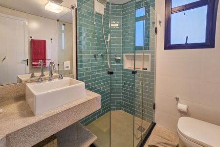 Apartamento para alugar com 110m², 2 quartos e 1 vaga Apartamento para alugar com 110m², 2 quartos e 1 vagabanheiro da suíte