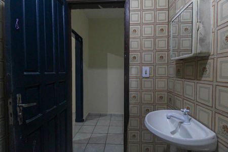 Casa para alugar com 114m², 2 quartos e sem vagaBanheiro