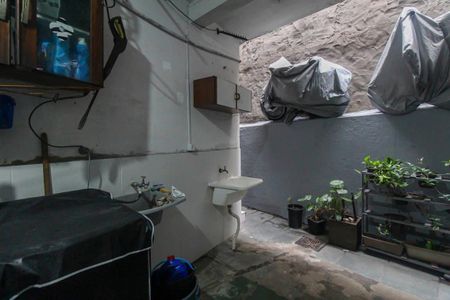 Casa para alugar com 114m², 2 quartos e sem vagaÁrea de Serviço