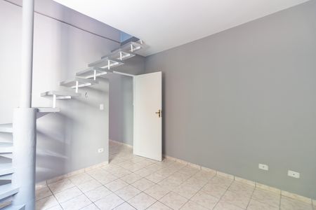 Sala  de casa para alugar com 2 quartos, 90m² em Jardim Padreira I, Osasco