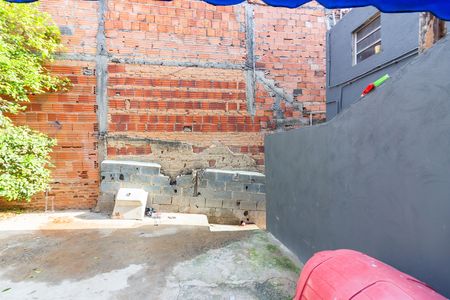 Casa para alugar com 90m², 2 quartos e sem vaga Casa para alugar com 90m², 2 quartos e sem vagaQuintal