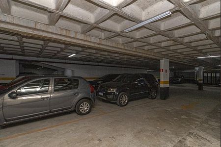 Apartamento à venda com 60m², 2 quartos e 1 vaga Apartamento à venda com 60m², 2 quartos e 1 vagagaragem_1