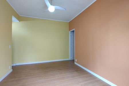 Sala de apartamento para alugar com 2 quartos, 68m² em Jacarepaguá, Rio de Janeiro