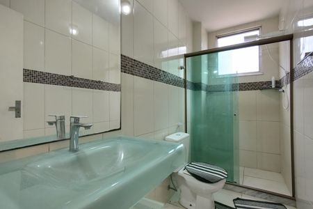 Apartamento à venda com 68m², 2 quartos e 1 vagaBanheiro Social