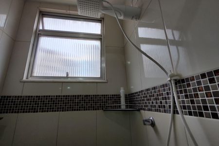 Apartamento à venda com 68m², 2 quartos e 1 vagaBanheiro Social