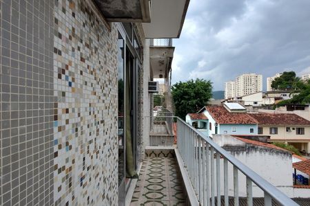 Apartamento à venda com 68m², 2 quartos e 1 vagaVaranda 2