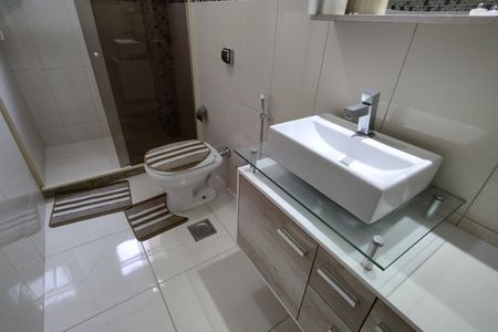 Apartamento à venda com 68m², 2 quartos e 1 vagaBanheiro da Suíte