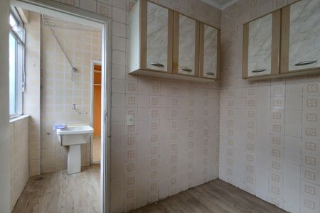 Apartamento à venda com 68m², 2 quartos e 1 vagaCozinha - Armários