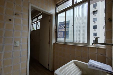 Apartamento à venda com 68m², 2 quartos e 1 vagaÁrea de Serviço