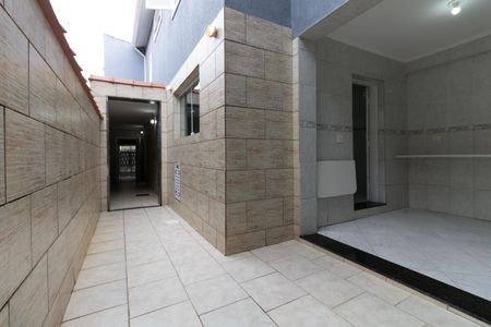Casa à venda com 120m², 3 quartos e 2 vagas Casa à venda com 120m², 3 quartos e 2 vagasQuintal