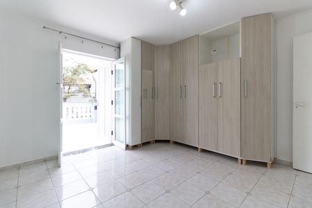 Casa à venda com 120m², 3 quartos e 2 vagas Casa à venda com 120m², 3 quartos e 2 vagasSuíte