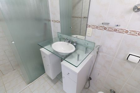 Casa à venda com 120m², 3 quartos e 2 vagas Casa à venda com 120m², 3 quartos e 2 vagasBanheiro da Suíte