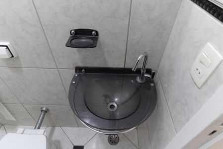 Casa à venda com 120m², 3 quartos e 2 vagas Casa à venda com 120m², 3 quartos e 2 vagasLavabo