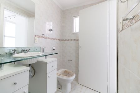 Casa à venda com 120m², 3 quartos e 2 vagas Casa à venda com 120m², 3 quartos e 2 vagasBanheiro da Suíte