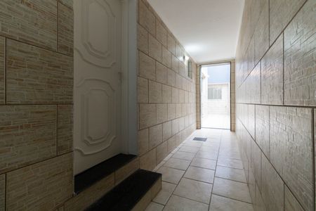 Casa à venda com 120m², 3 quartos e 2 vagas Casa à venda com 120m², 3 quartos e 2 vagasEntrada