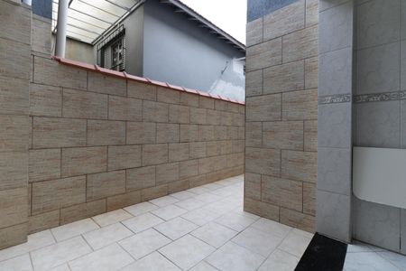 Casa à venda com 120m², 3 quartos e 2 vagas Casa à venda com 120m², 3 quartos e 2 vagasQuintal