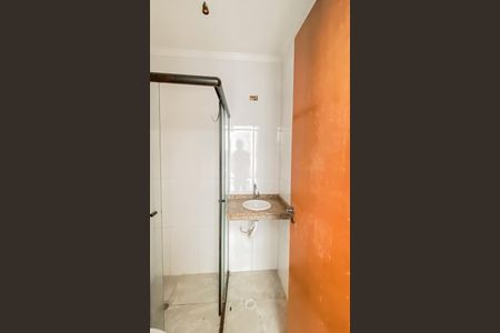 Apartamento para alugar com 45m², 2 quartos e sem vagaBanheiro