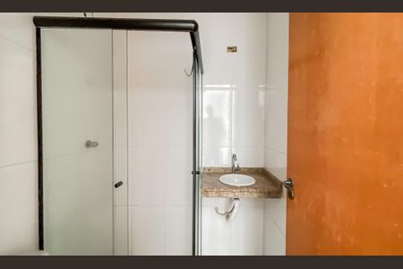 Apartamento para alugar com 45m², 2 quartos e sem vagaBanheiro