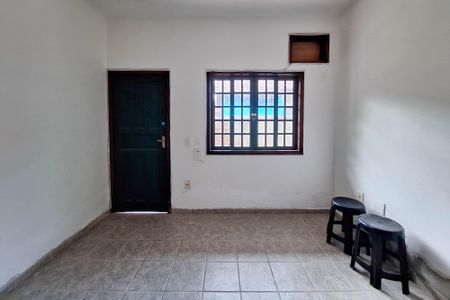 Sala de kitnet/studio para alugar com 1 quarto, 25m² em Engenho do Mato, Niterói