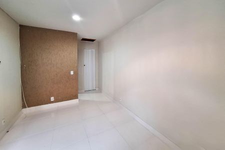 Sala de casa de condomínio para alugar com 1 quarto, 45m² em Engenho do Mato, Niterói
