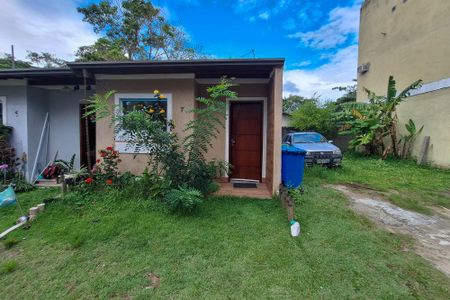 Casa de condomínio para alugar com 45m², 1 quarto e 1 vaga Casa de condomínio para alugar com 45m², 1 quarto e 1 vagaFachada