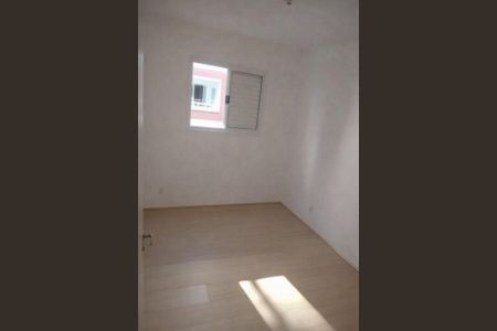Quarto de apartamento para alugar com 2 quartos, 52m² em Parque Santa Rosa, Suzano