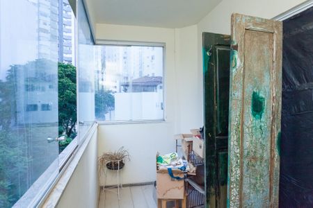 Apartamento para alugar com 180m², 4 quartos e 2 vagas Apartamento para alugar com 180m², 4 quartos e 2 vagasvaranda da suite